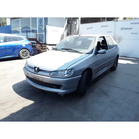 PEUGEOT 306 BERLINA 3/4/5 PUERTAS (S2) '2001 * PLATA