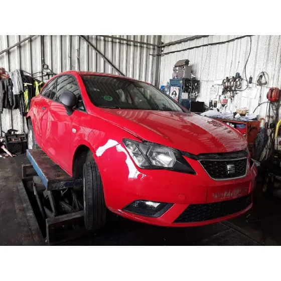 SEAT IBIZA (6P1) '2015 1.4 TDI ROJO