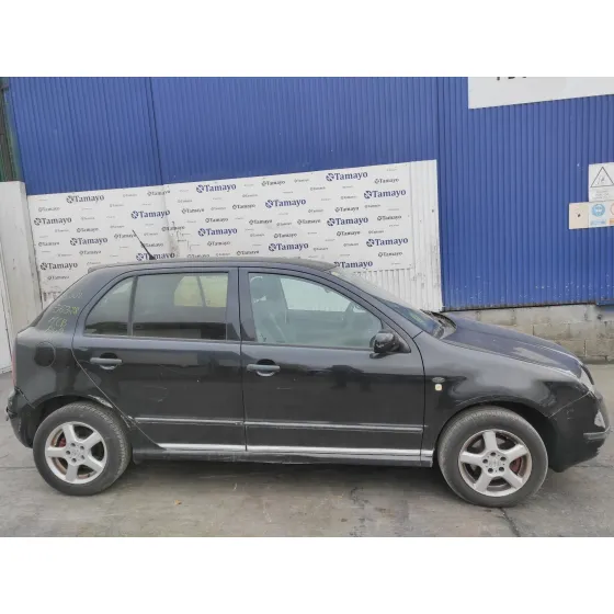 SKODA FABIA (6Y2/6Y3) '2002 1.4 16V NEGRO