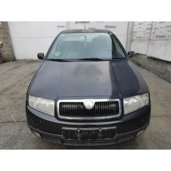 SKODA FABIA (6Y2/6Y3) '2002 1.4 16V NEGRO