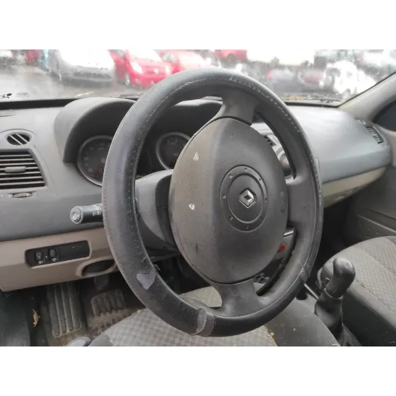RENAULT MEGANE II BERLINA 3P '2003 1.5 DCI DIESEL PLATA