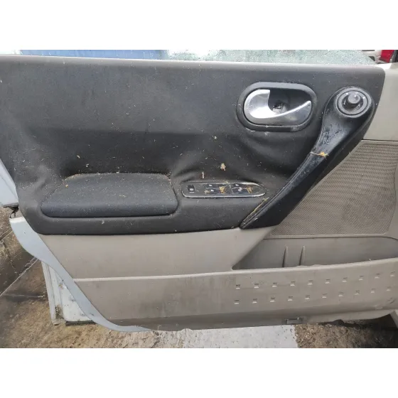 RENAULT MEGANE II BERLINA 3P '2003 1.5 DCI DIESEL PLATA