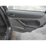 FORD FOCUS BERLINA (CAP) FORD FOCUS BERLINA (CAP) '2005 1.6 TDCI CAT NEGRO 2004