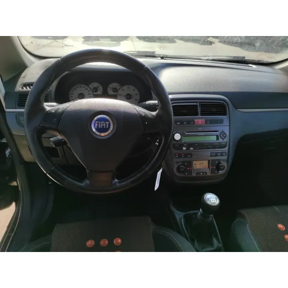 FIAT GRANDE PUNTO (199) '2006 1.9 8V JTD CAT NEGRO