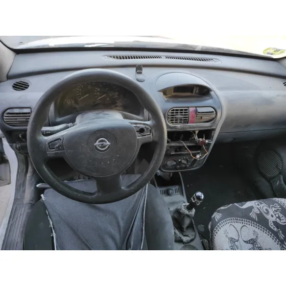 OPEL COMBO (CORSA C) '2006 CORSA C BLANCO
