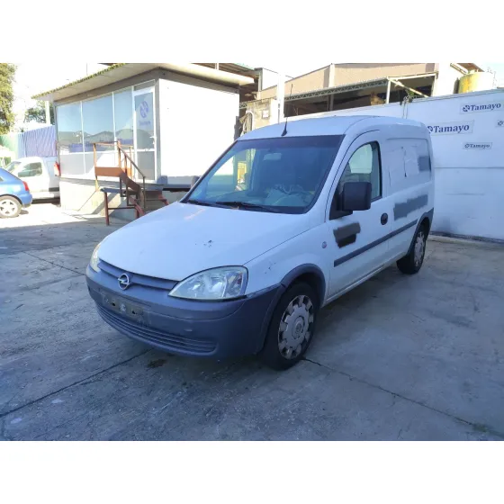 OPEL COMBO (CORSA C) '2006 CORSA C BLANCO