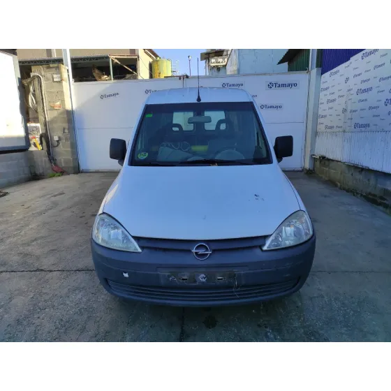 OPEL COMBO (CORSA C) '2006 CORSA C BLANCO