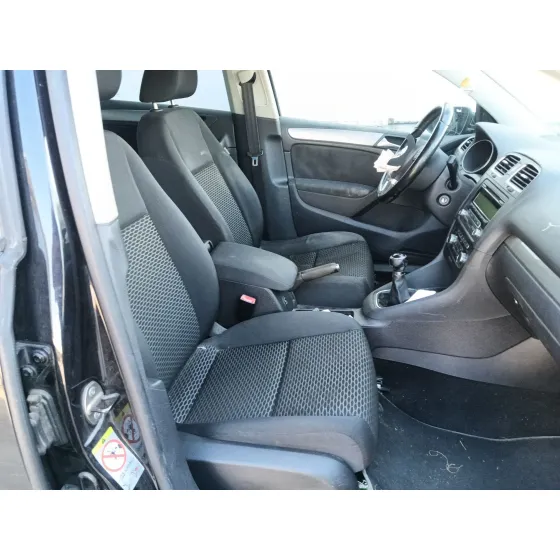 Volkswagen GOLF VI (5K1) 2009