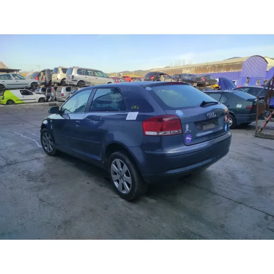 AUDI A3 (8P) '2004 *