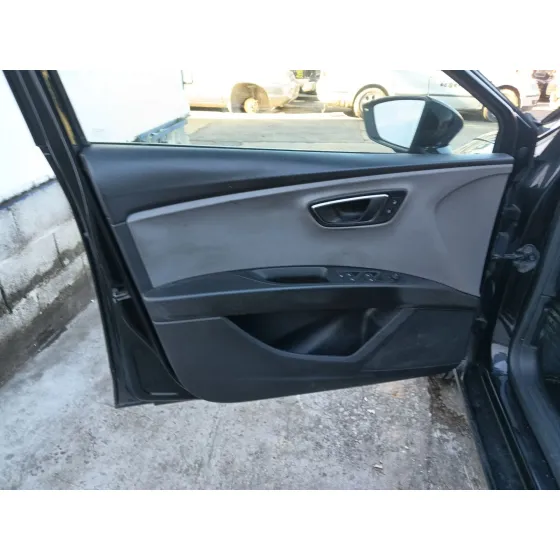 Seat LEON (5F1) 2013