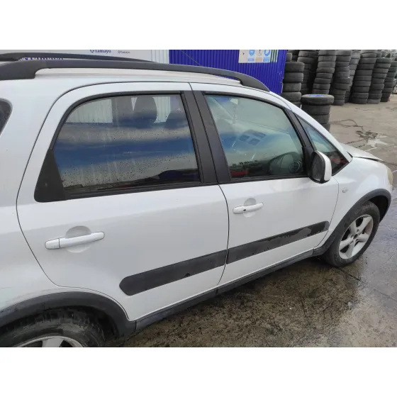 SUZUKI SX4 RW (EY) '2009 1.6 16V CAT BLANCO
