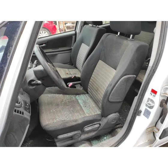 SUZUKI SX4 RW (EY) '2009 1.6 16V CAT BLANCO