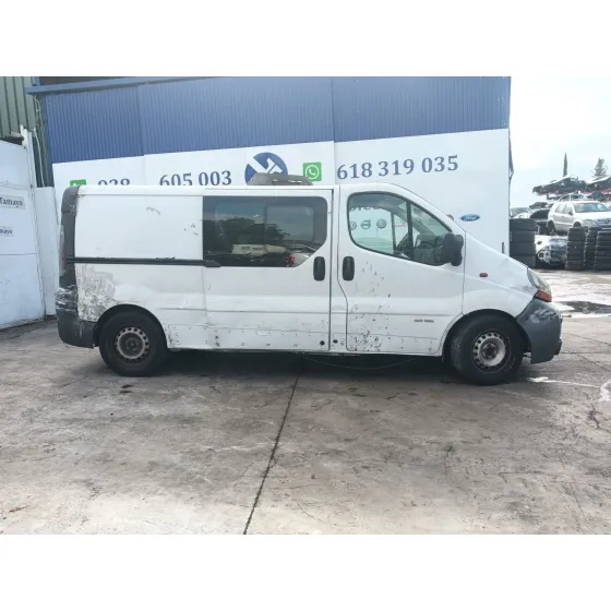 Renault TRAFIC II AUTOBUS (JL) 2003