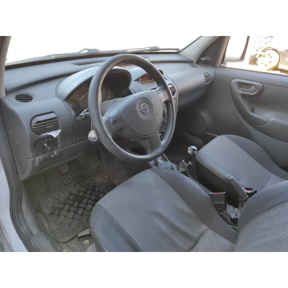 OPEL COMBO (CORSA C) '2011 CORSA C BLANCO