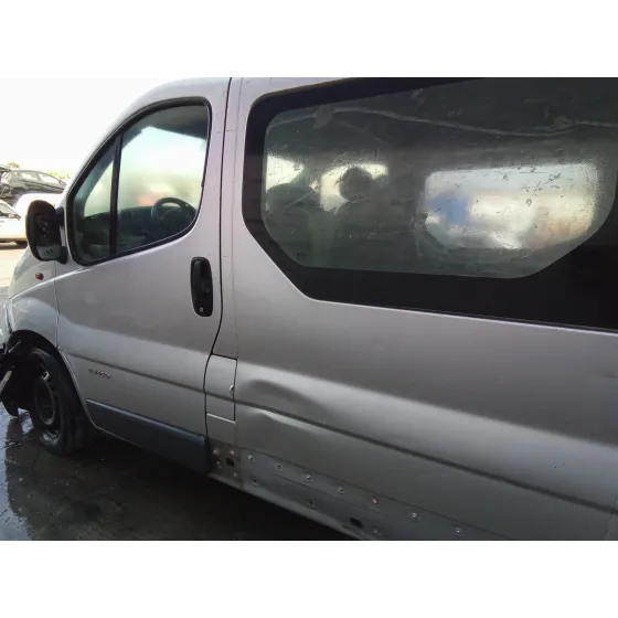 RENAULT TRAFIC COMBI (AB 4.01) '2006 2.5 DIESEL DCI FAP CAT PLATA