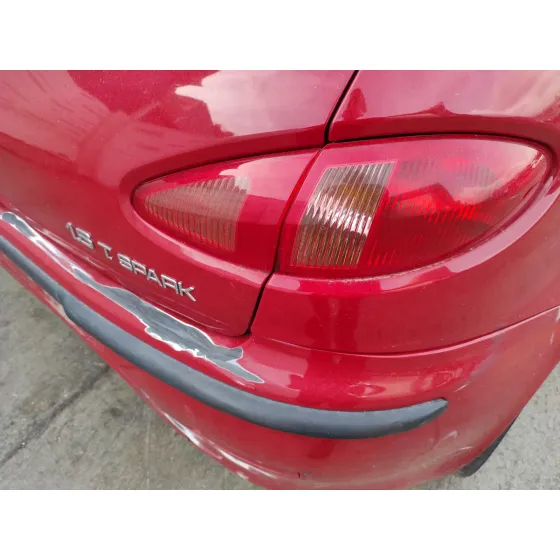 ALFA ROMEO 147 (190) '2004 1.6 T.SPARK ECO DISTINCTIVE ROJO