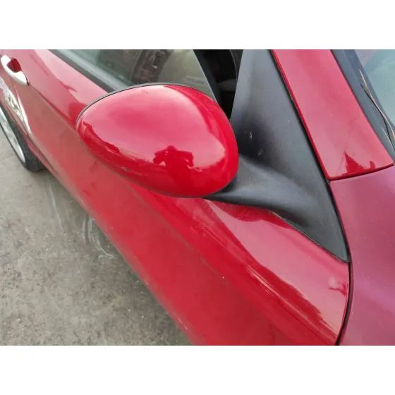 ALFA ROMEO 147 (190) '2004 1.6 T.SPARK ECO DISTINCTIVE ROJO
