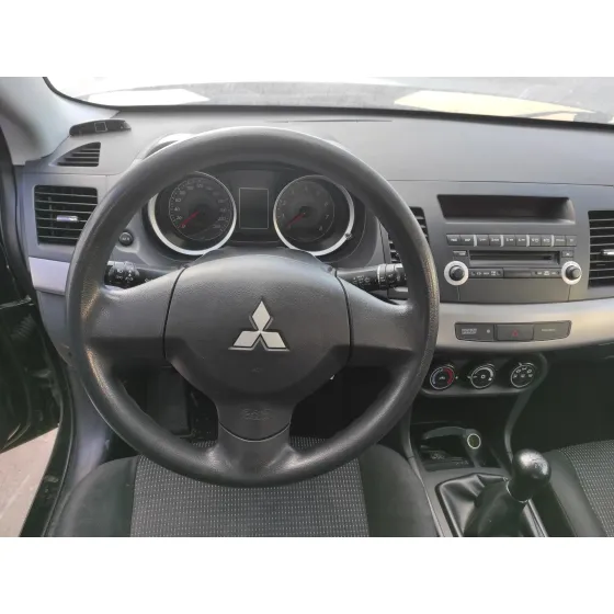MITSUBISHI LANCER BERLINA (CY0) '2009 *