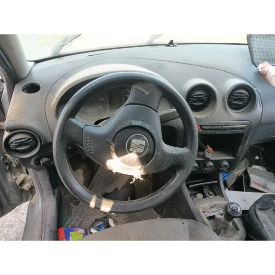 Seat IBIZA III (6L1) 2002