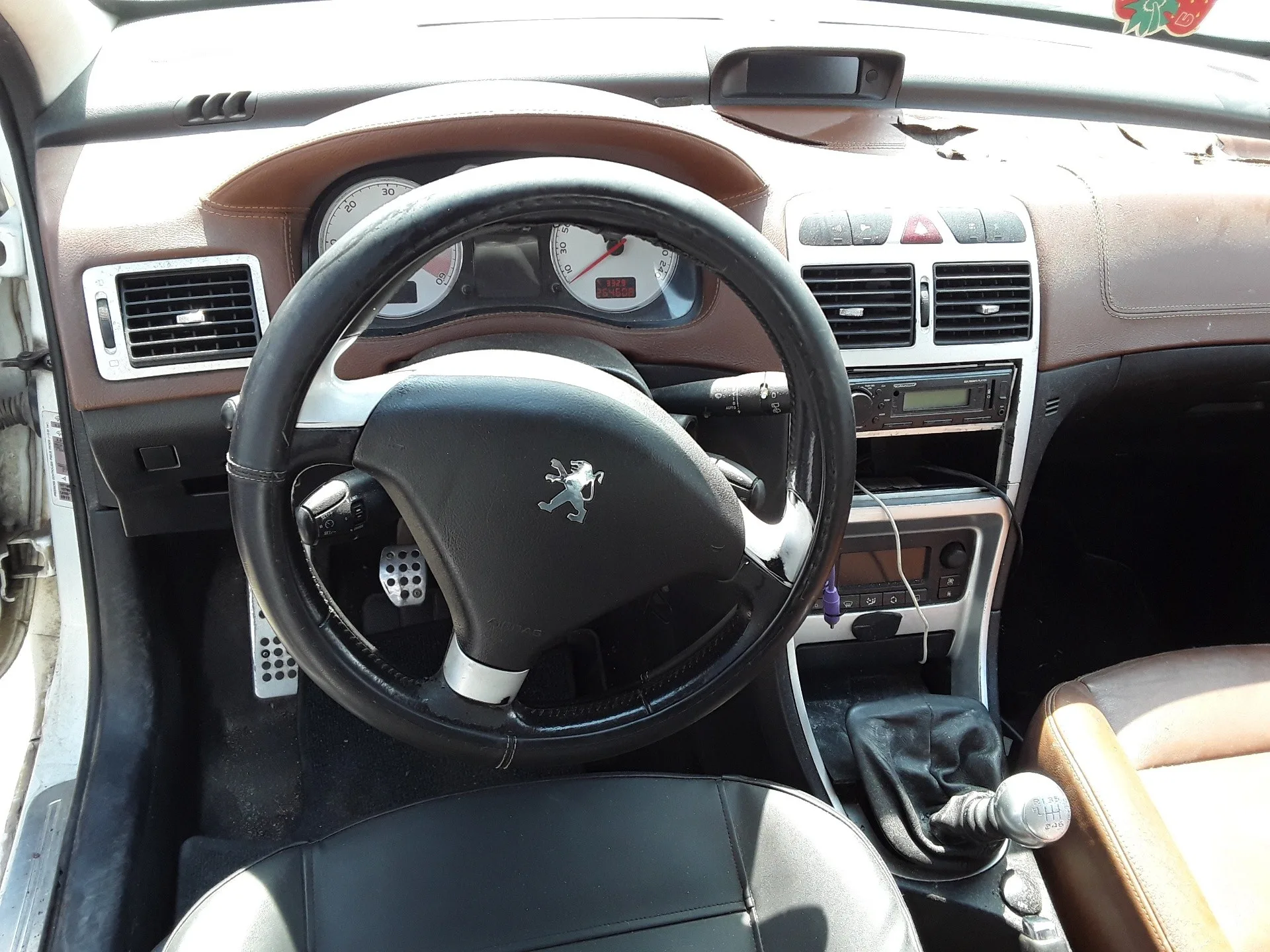 PEUGEOT 307 BERLINA (S2) PEUGEOT 307 BERLINA (S2) '2006 * BLANCO 2005