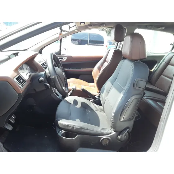 PEUGEOT 307 BERLINA (S2) '2006 * BLANCO