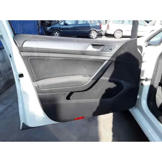 VOLKSWAGEN GOLF VII LIM. '2013 * BLANCO