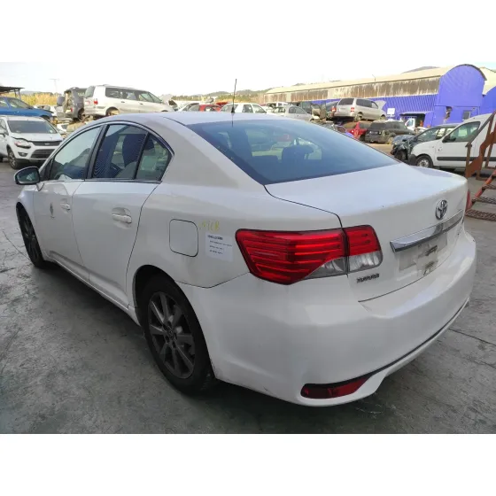 TOYOTA AVENSIS (T27) '2012 2.0 D-4D CAT BLANCO