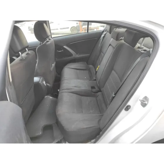 TOYOTA AVENSIS (T27) '2012 2.0 D-4D CAT BLANCO