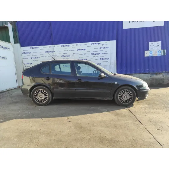 SEAT LEON (1M1) '2002 * NEGRO