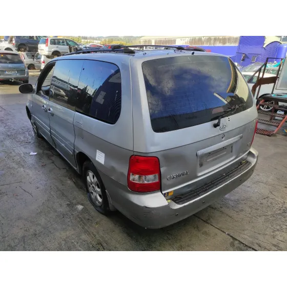 KIA CARNIVAL II '2005 2.9 CRDI CAT PLATA