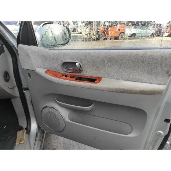 KIA CARNIVAL II '2005 2.9 CRDI CAT PLATA
