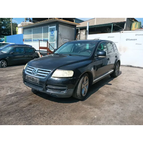 VOLKSWAGEN TOUAREG (7LA) '2005 * NEGRO