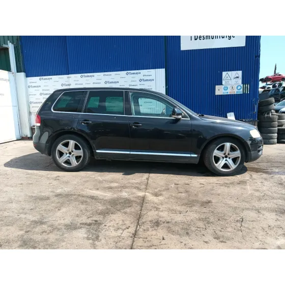 VOLKSWAGEN TOUAREG (7LA) '2005 * NEGRO