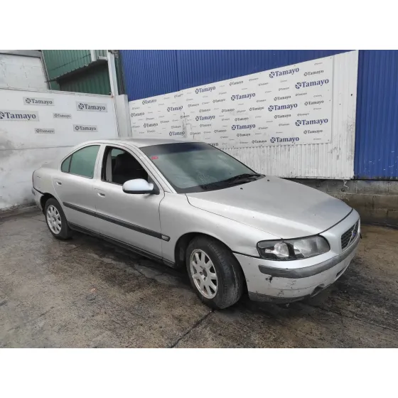 VOLVO S60 BERLINA '2002 D5 PLATA