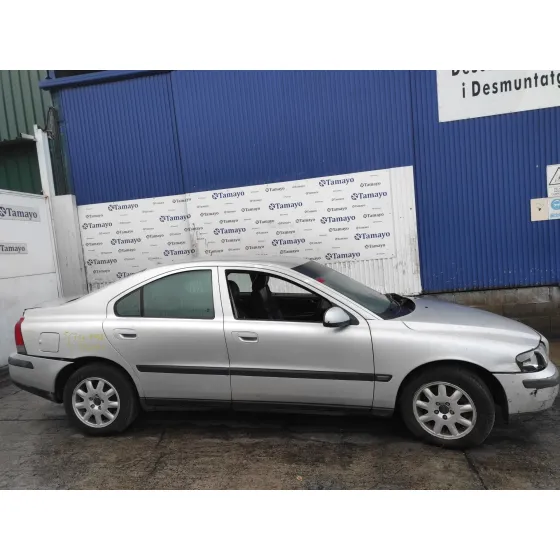VOLVO S60 BERLINA '2002 D5 PLATA