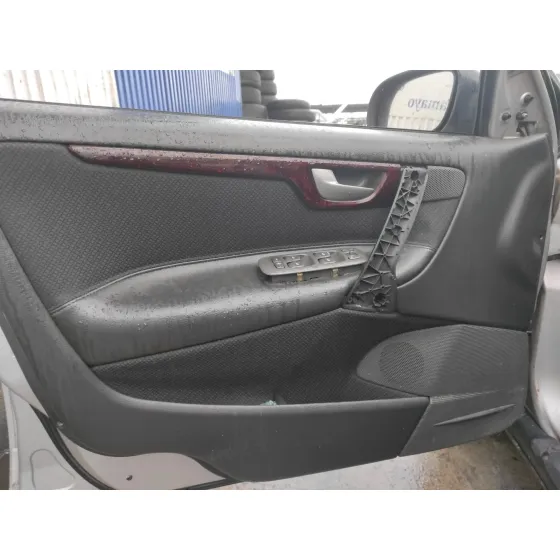 VOLVO S60 BERLINA '2002 D5 PLATA