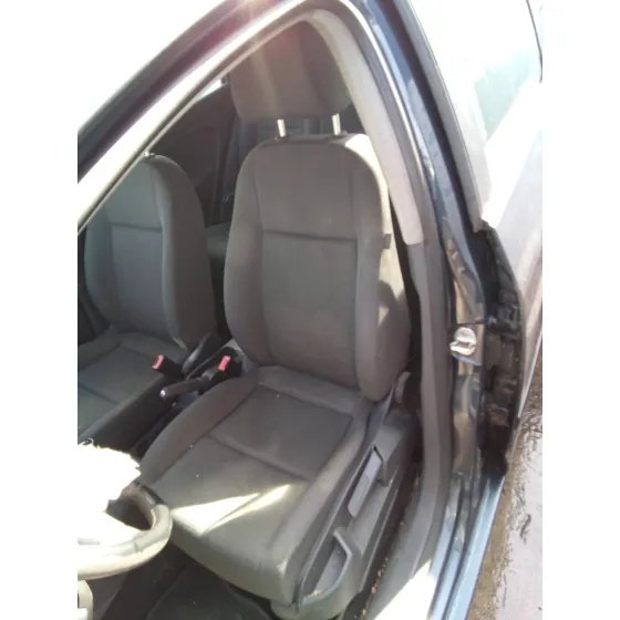 VOLKSWAGEN GOLF PLUS (5M1) '2007 1.6 NEGRO