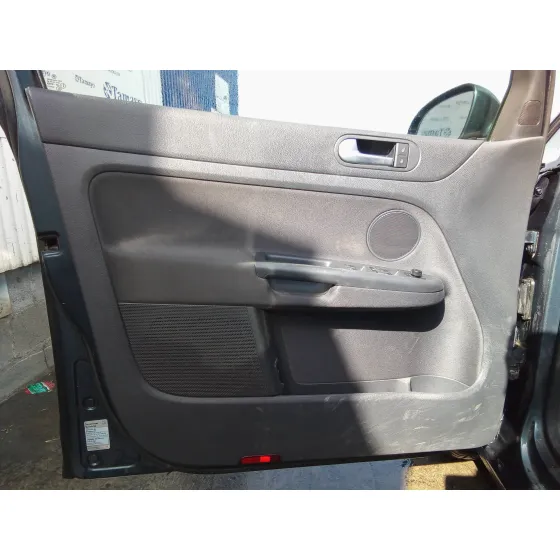 VOLKSWAGEN GOLF PLUS (5M1) '2007 1.6 NEGRO