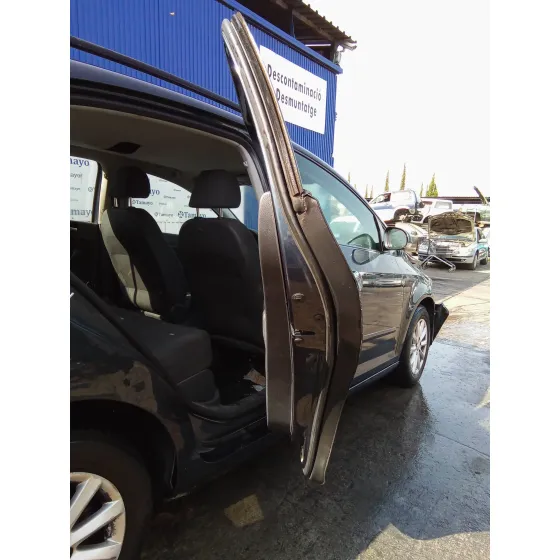 VOLKSWAGEN GOLF PLUS (5M1) '2007 1.6 NEGRO