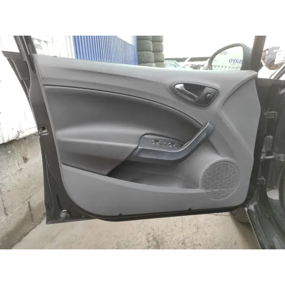 SEAT IBIZA SC (6J1) '2009 1.9 TDI NEGRO