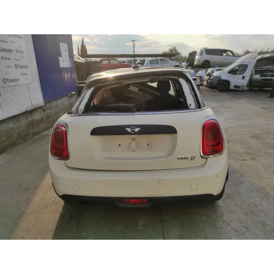 BMW MINI (F56) '2016 * CRUDO