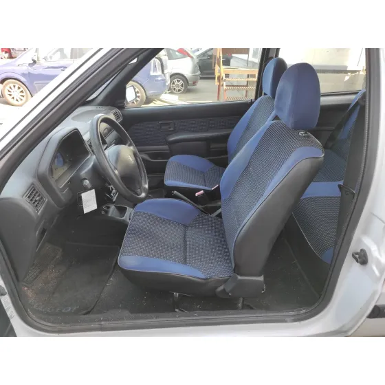 PEUGEOT 106 (S2) '2001 1.1 BLANCO