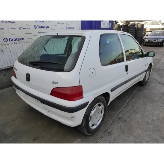 PEUGEOT 106 (S2) '2001 1.1 BLANCO