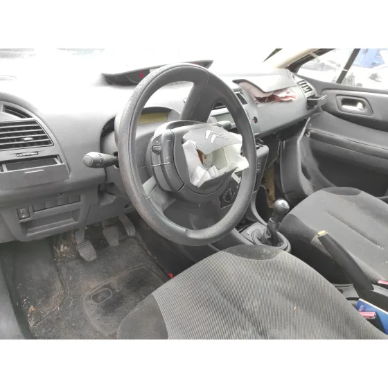 CITROEN C4 BERLINA '2005 1.4 16V NEGRO