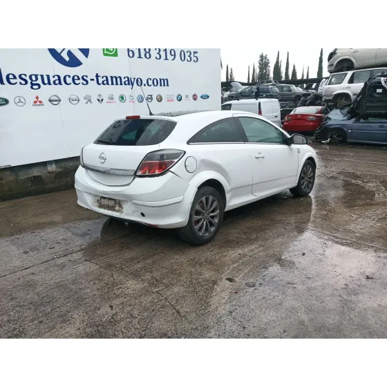 Opel ASTRA H GTC (A04) 2005
