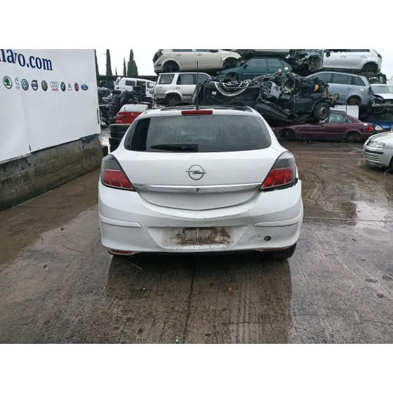 Opel ASTRA H GTC (A04) 2005