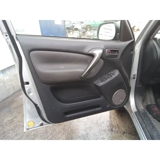 TOYOTA RAV 4 (A2) '2003 1.8 16V CAT PLATA