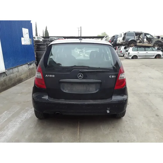 MERCEDES CLASE A (W169) '2010 * NEGRO