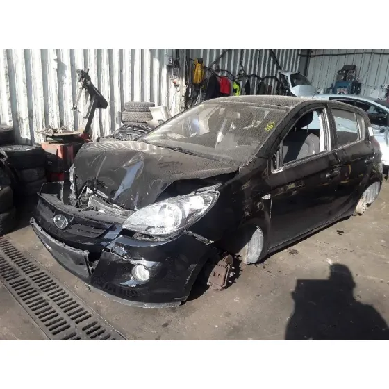 HYUNDAI I20 '2010 COMFORT NEGRO
