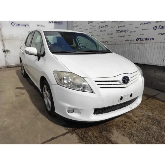 TOYOTA AURIS '2011 1.4 TURBODIESEL CAT BLANCO